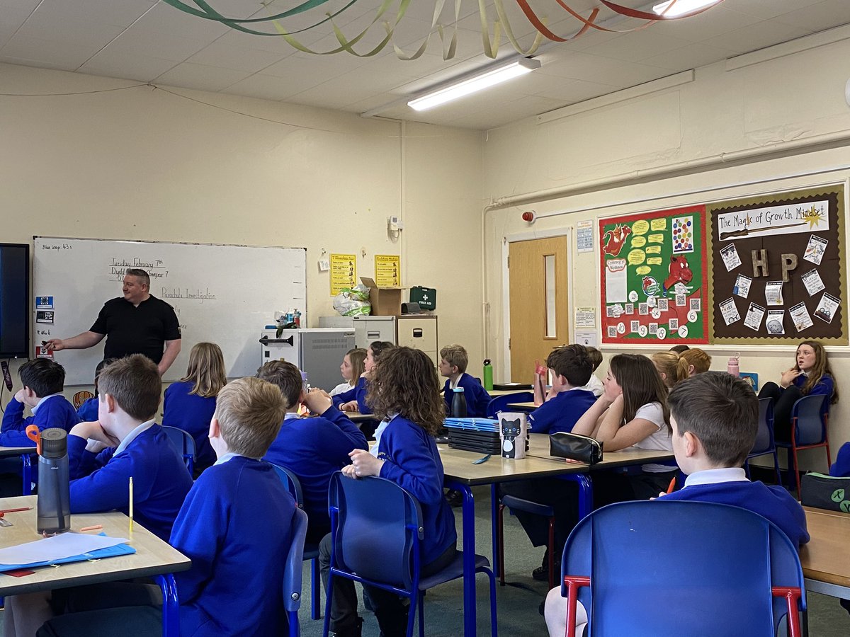 Year6BC's tweet image. Diolch PC Mark for the session with our class on Cyber Safety @NWSchoolBeat #internetsafetyweek #6SS