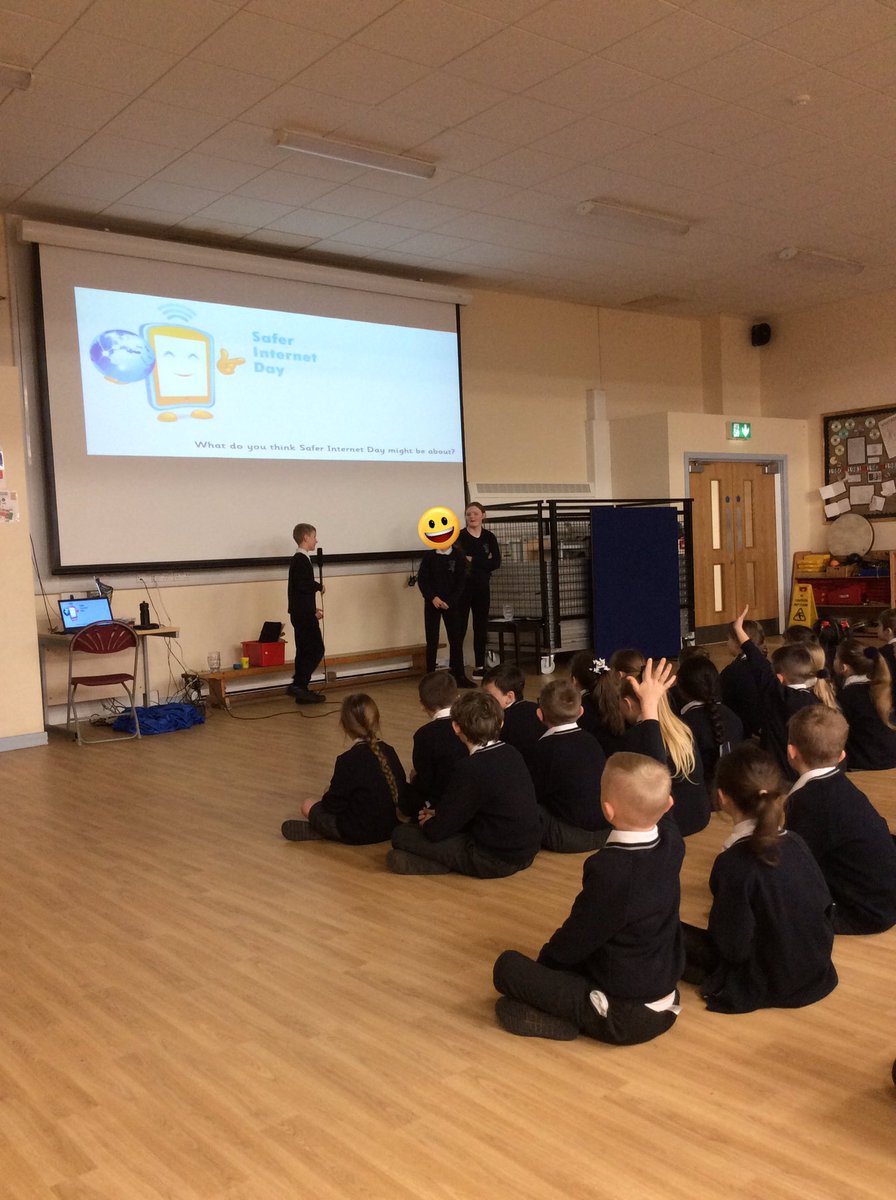 FPS_4_Firesongs's tweet image. We had a fantastic E-Safety Assembly from some of our Year 6 E-Safety Champions this morning in aid of Safer Internet Day. We can’t wait to learn more about it this afternoon! #SaferInternetDay   #FPSComputing