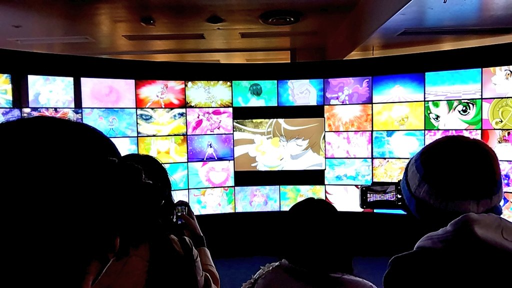 プリキュア展!!
一生懸命撮ったサンシャインの変身シーンやっぱかわいすぎた 