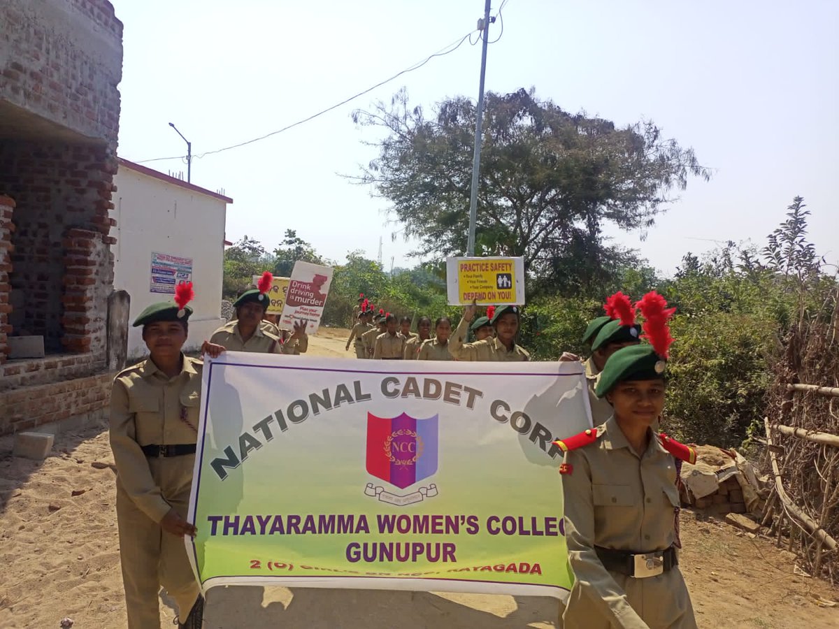 LtSasmita's tweet photo. Rally by cdts of TWC Gunupur @rashtrapatibhvn @narendramodi @Naveen_Odisha @GIRLSBNNCCRGDA2 @Sriniva78045045 @GovernorOdisha @DHE_Odisha @dgncc_india https://t.co/0g5EVnodGq
