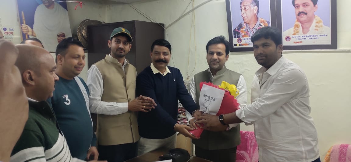 NorthzoneTA3's tweet photo. Meeting of CORE committee members of TA-3 with NEC member of BKNK Sangh and ESU 1158 on the matter of RATIO revision 3:4:3  at FCI HQrs New Delhi. https://t.co/i0W8NFXlsQ