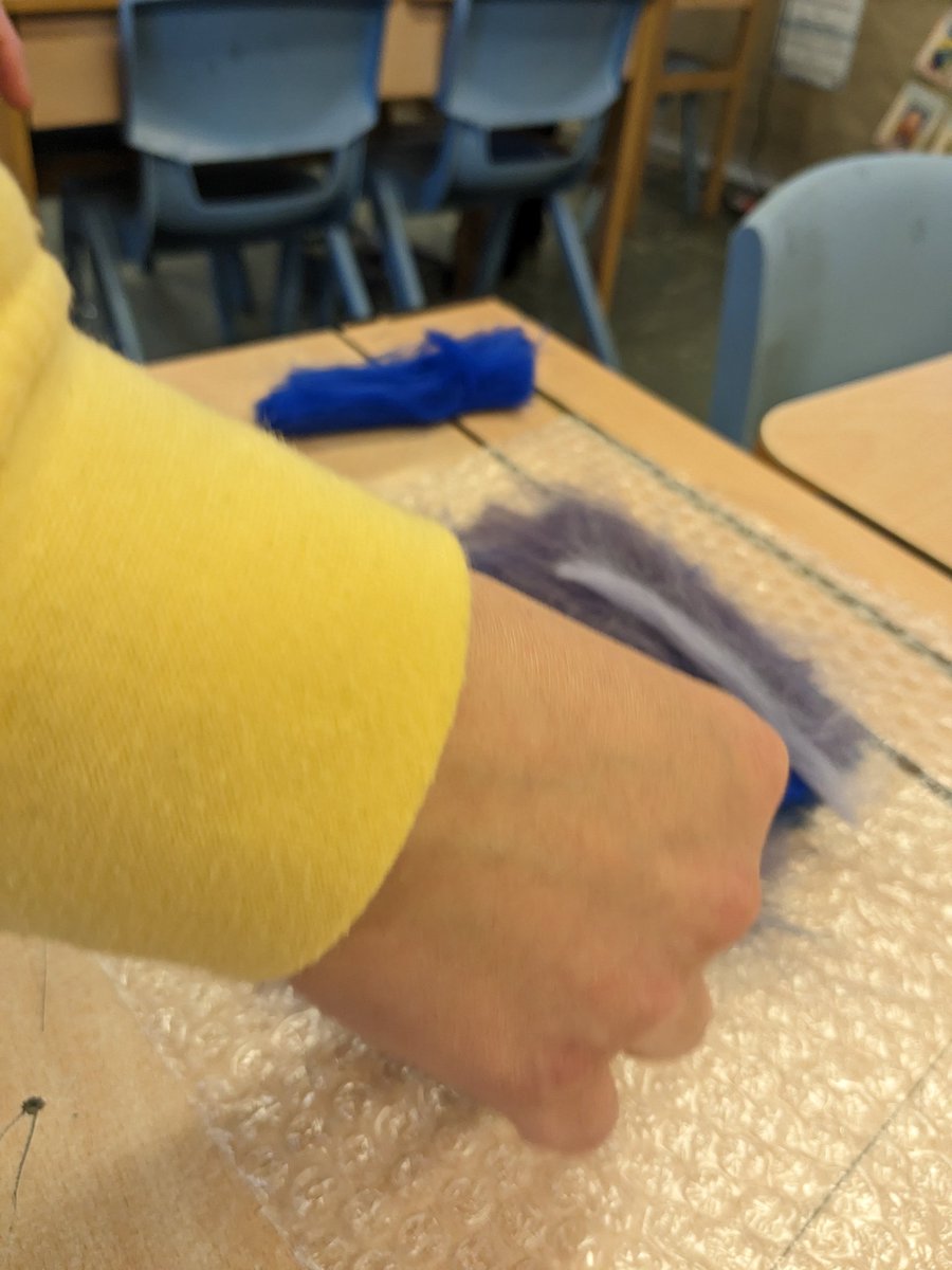 StJosephsSE8's tweet photo. A wonderful INSET session delivered by @BowArts learning felting techniques. Thank you, @StJamesHatcham for hosting. #Textiles #Felting #CreativeTeachers https://t.co/p1TCNVAPRi