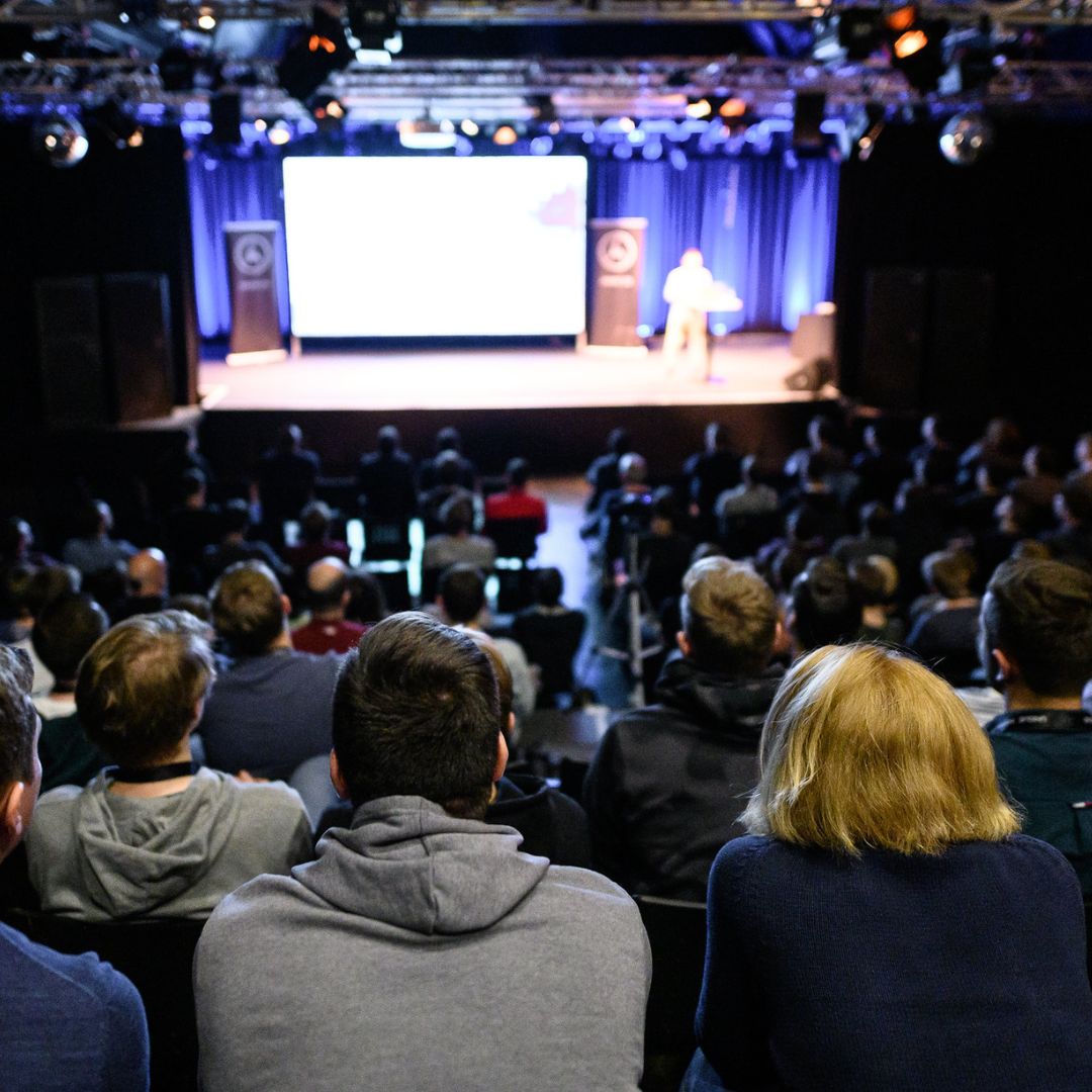 AgentConf's tweet image. Learn about the latest Frontend database technologies for building offline-first apps with @_vojto 💻 #FrontendTech
Don't let compilation slow you down! @meeroslav and @__rares will show you how to speed up your coffee break 🚀
Unleash the power of PS5 and the web @harshil1712