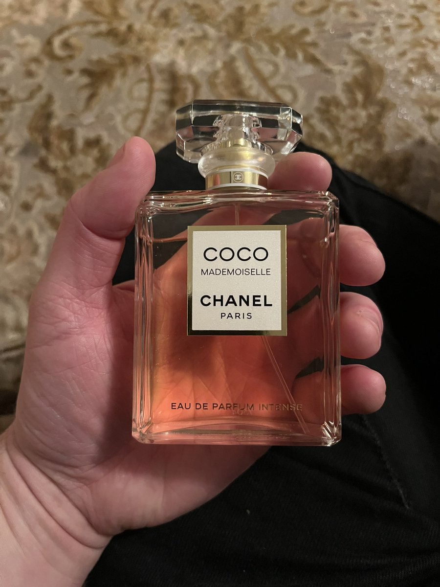 Got my first Chanel and scored the perfume counter girl’s number, a true win for dandy heterosexuals