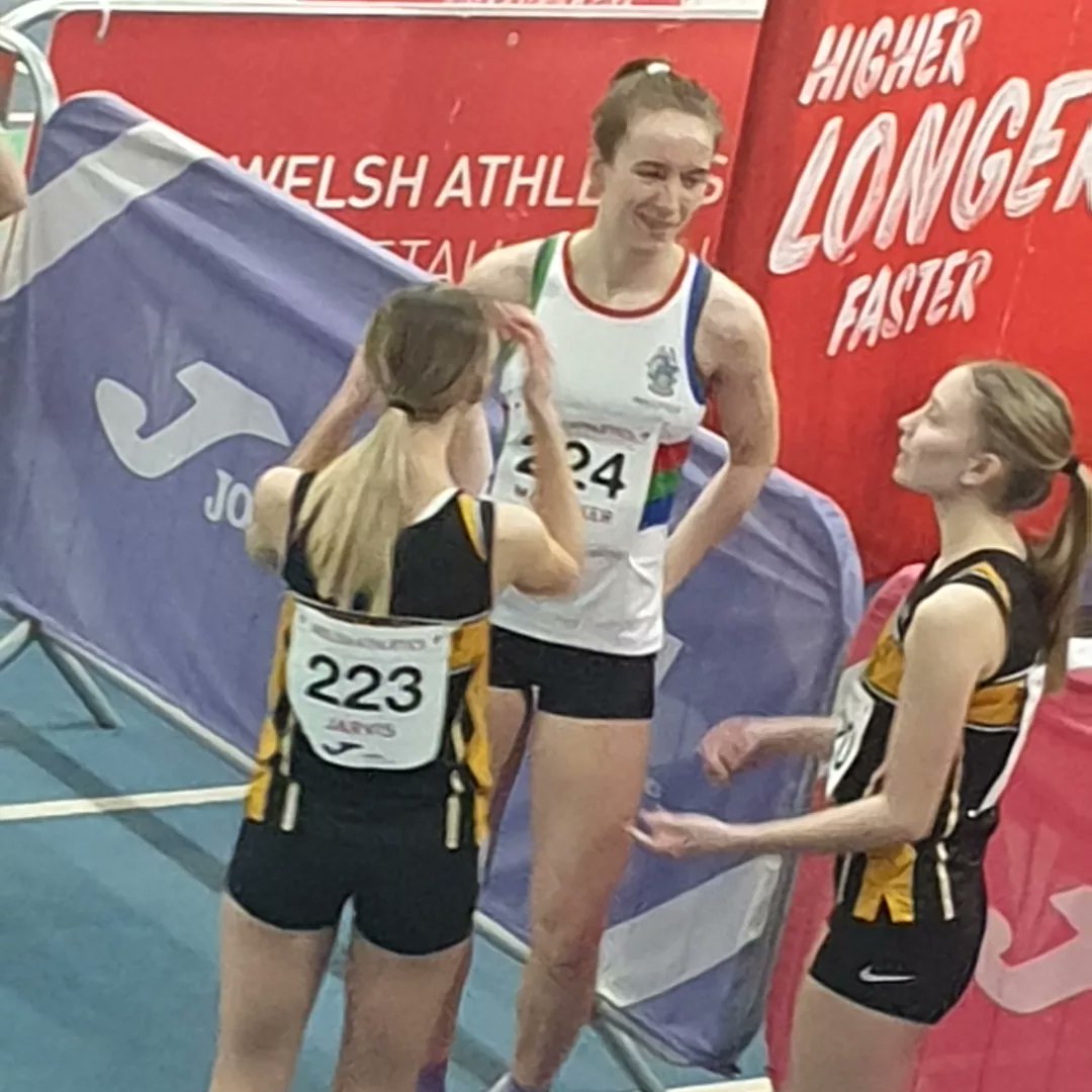 keely04620632's tweet photo. 2 weekends of indoor comps as a starting point fornher first U20s season

400m and 400m hurdles focus for next 3 yrs. First 2 races 1.05.71 (1st) 1.05.39 (2nd) great start @abilou10 and Jess 💪🏻 bring on summer.

@aberdarevalleyaac @StjohngirlsPE @WelshAthletics https://t.co/XOS6wtyfvl