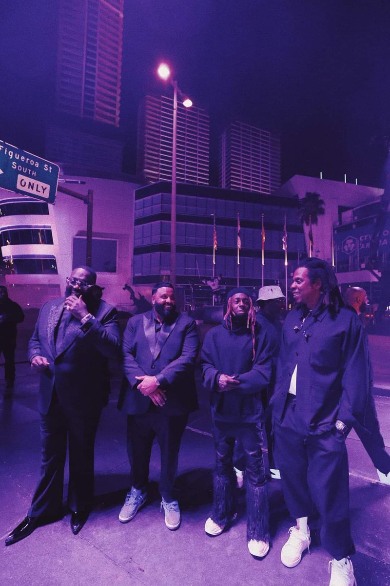 AsareMoula's tweet image. May we all be great , say a Prayer, make that Move 🙏 bbf. Tune in to @ABNRadioOne 105.7 is #thebigbreakfast