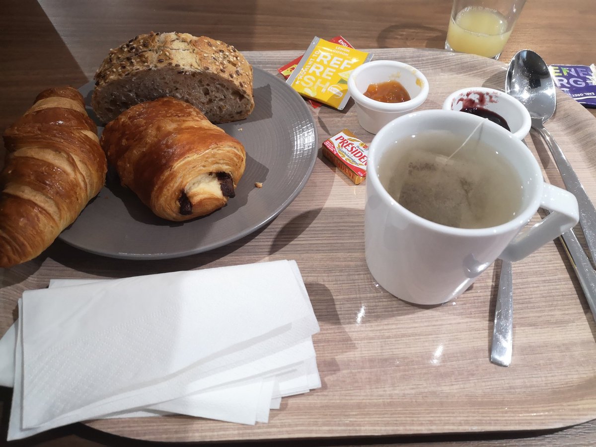 LisaIsOnTwitta's tweet photo. @HaziEmilie 'morning 😊
#SaveWarriorNun
#WarriorNun
#HaveBreakfast https://t.co/HwdvRM4eJR
