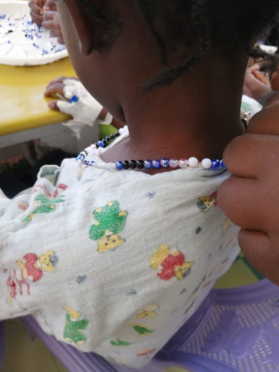 FarajaTrust's tweet photo. Last Friday, @FxPesaKE joined us for our Crafts for Cure program at @KNH_hospital. We were happy to have them visit, donate and creating crafts with the children.
Asante sana π€
#craftsforcure #cancersupport #faraja https://t.co/qYc8HR16Bi