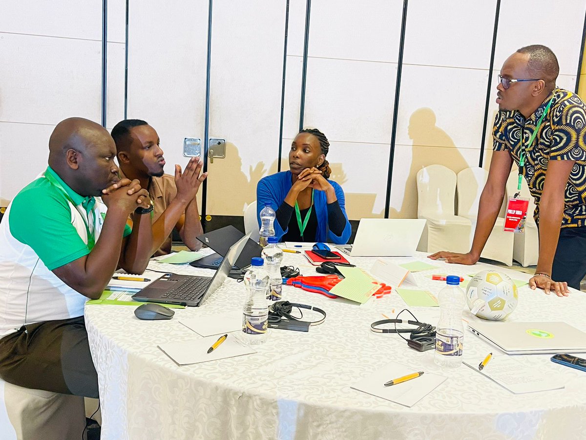AYCommission's tweet photo. DAY2 at the ACCJ Consortium consultation meeting! Today we are diving into reflective and detailed discussions about what country implementing partners can improve so that the is more efficient implementation of activities on the ground. #ACCJInAction #AYCInAction #ClimateJustice https://t.co/AsrYGTXfL6