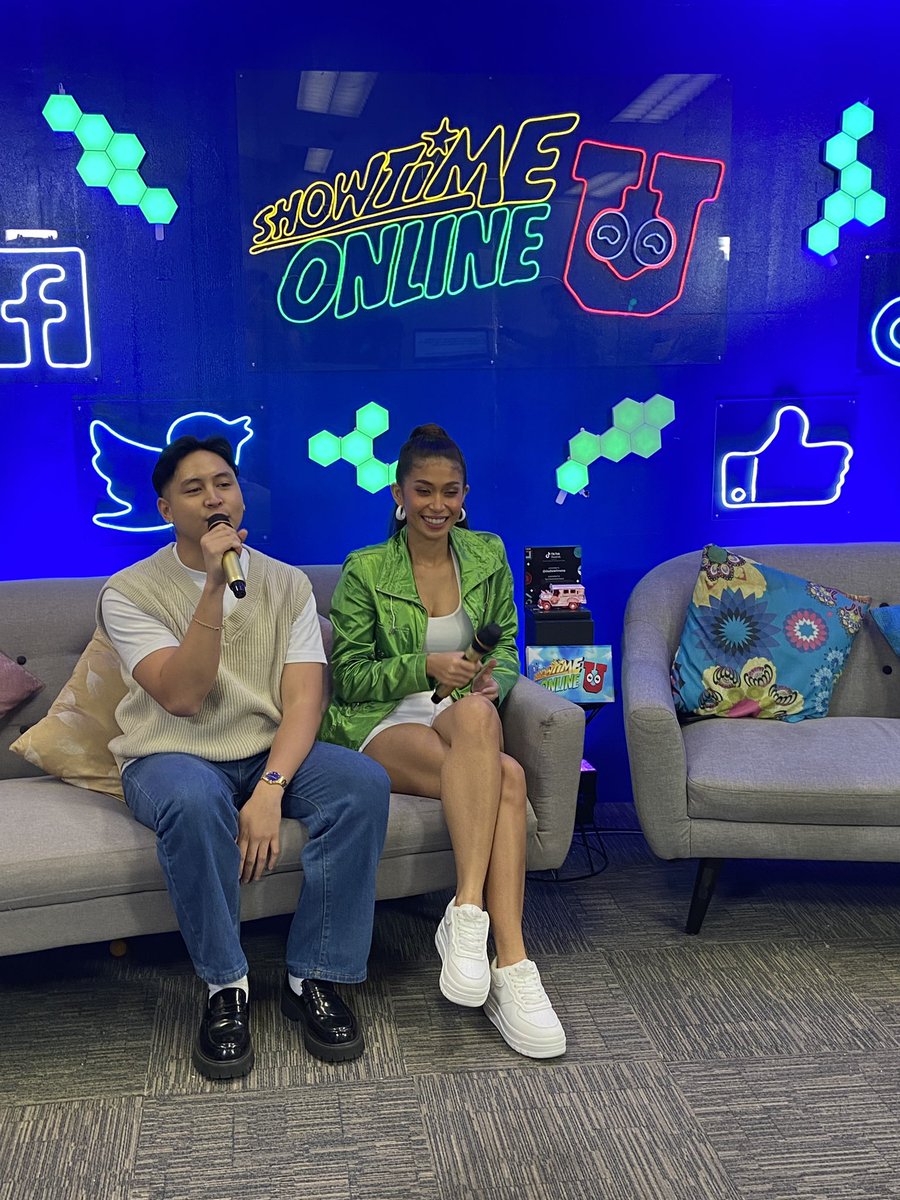 itsShowtimeNa's tweet photo. π Maraming salamat Showtime Onliners bukas uli, makipagkulitan kasama sina DAN DELGADO amd ANA RAMSEY! #ShowtimeFabFeb
WATCH & SUBSCRIBE NA DITO:
https://t.co/wZTrvWfxE4 https://t.co/YW1qfVvQcG
