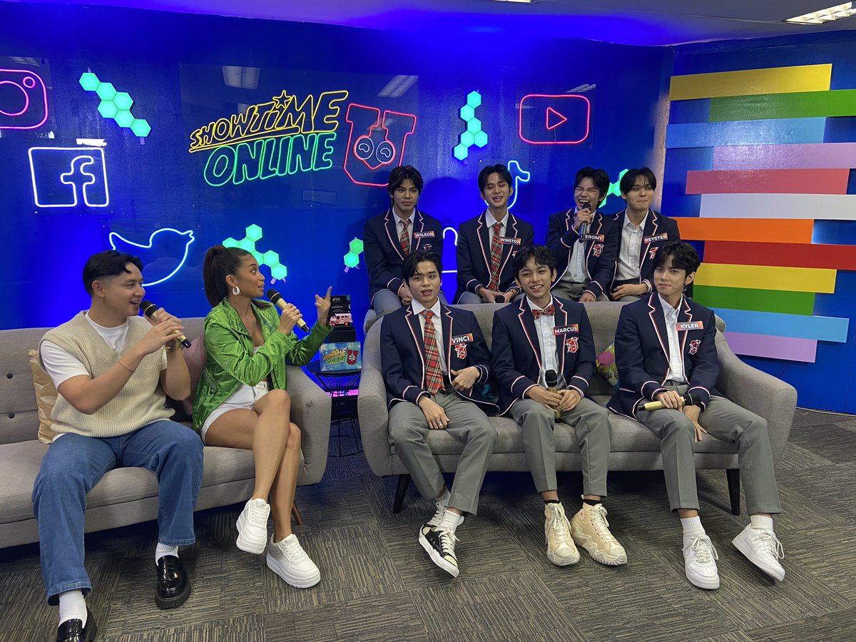 itsShowtimeNa's tweet photo. π Top 7; Vinci, Marcus, Kyler, Reyster, Jeromy, Winston, at Wilson, sa Showtime Online Γ! ππ
#ShowtimeFabFeb
WATCH & SUBSCRIBE NA DITO:
https://t.co/wZTrvWfxE4 https://t.co/xzBHjIQ1Lv