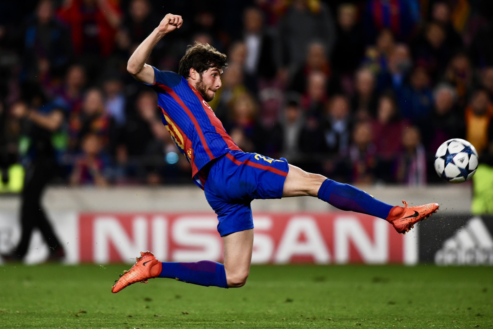 Happy birthday to Barcelona s Sergi Roberto who turns 31 today  