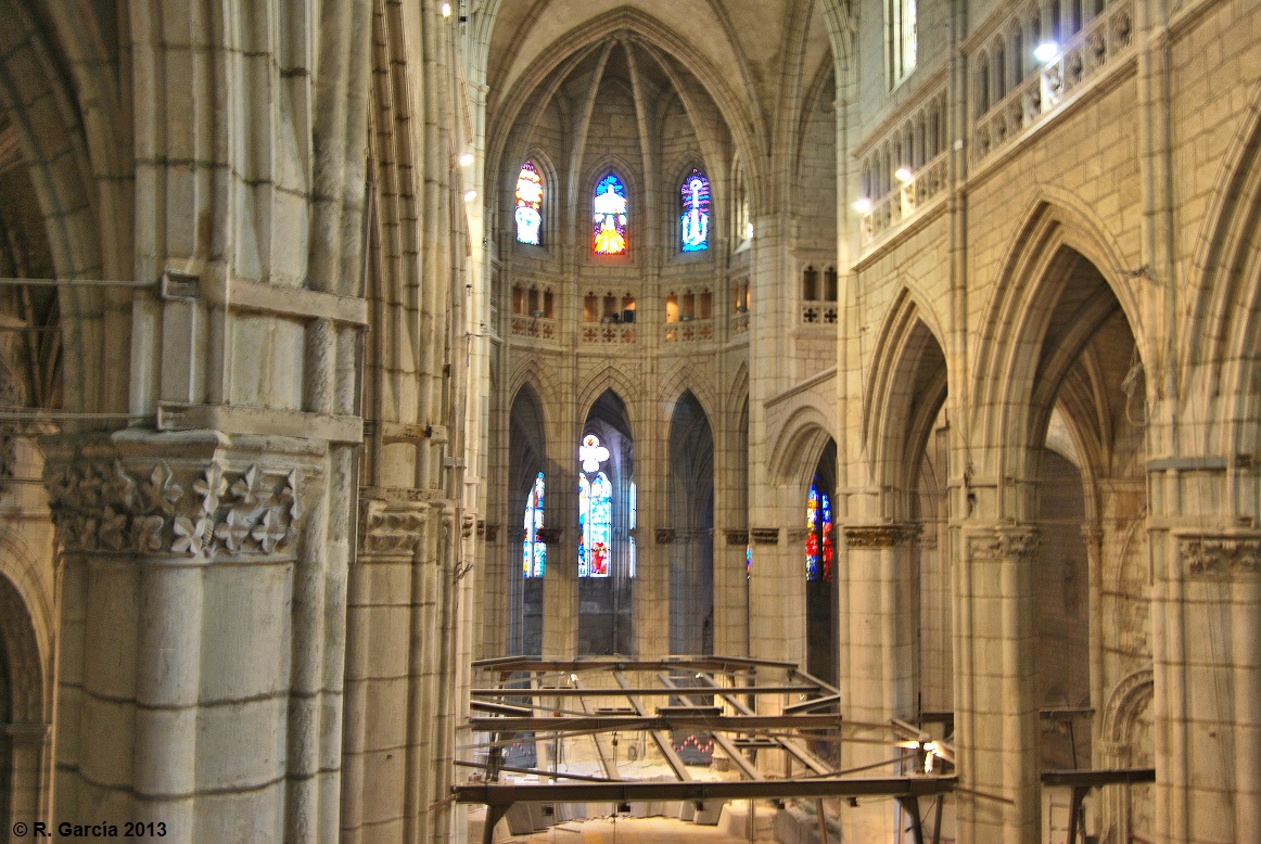 Catedral de Santa María. Vitoria-Gasteiz.
<a href="/LaHuellaRomnica/">La Huella Románica</a> <a href="/CantRomanica/">Cantabria Románica</a>