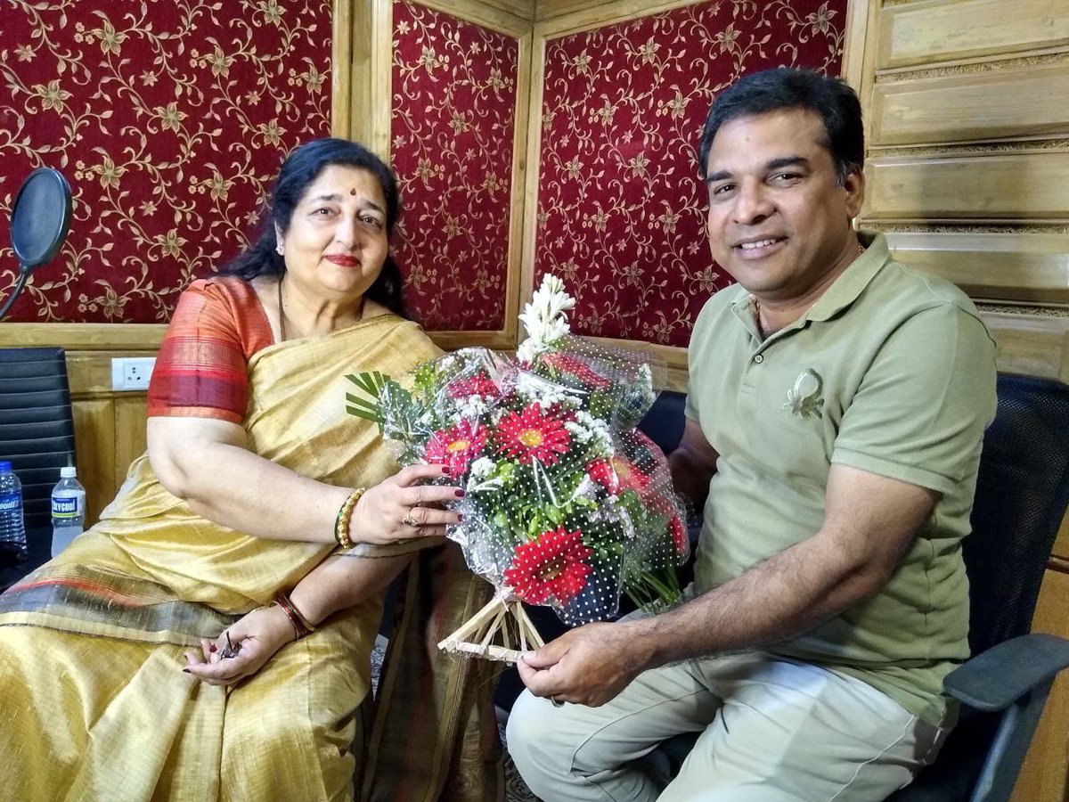 raj4subha's tweet photo. A proud moment singing Arati of Maa Majhighariani with Anuradha didi https://t.co/eFXoC74I2V