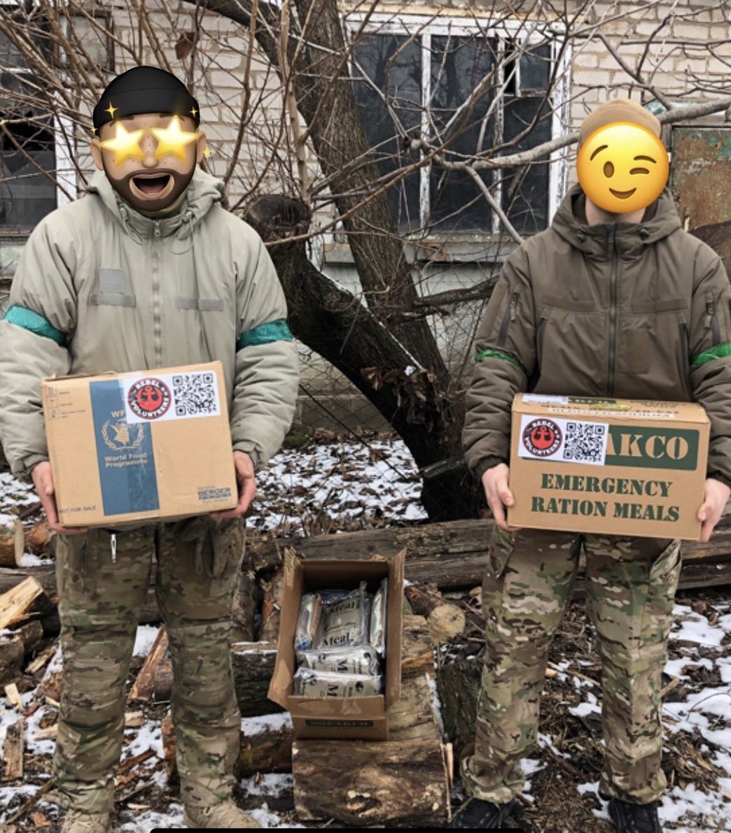 KhrystyaGrubogo's tweet photo. Ми передаємо привіт нашим козакам, а козаки передають пекельні привіт ryzne👍🏻 Так і наближуємо перемогу разом🇺🇦♥️🇺🇦 https://t.co/u8wIkctJol
