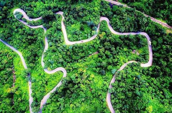 letz_rent's tweet photo. "Embark on a journey to the hidden gem of India, Araku Valley! Rent a car with LetzRent and experience the beauty of nature on a road trip. #ArakuValley #LetzRent #RoadTripGoals 🚗💨🌄" https://t.co/uYDoSKmE7x