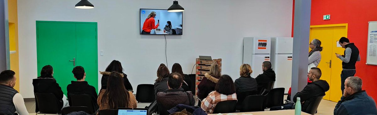 EmmanuelGalais's tweet photo. #tousmobilisés pour les recrutements de 4⃣0⃣ #saisonniers agricoles à #Lasse. 2 sessions : 3⃣0⃣ demandeurs d'emploi positionnés par @poleemploi_PDL // 2⃣5⃣ vont passer les tests #mrs  Propositions de #CDD de 7 à 9 mois pour de belles récoltes de tomates 🍅  Bravo aux équipes  👏 https://t.co/OdexJPztv6