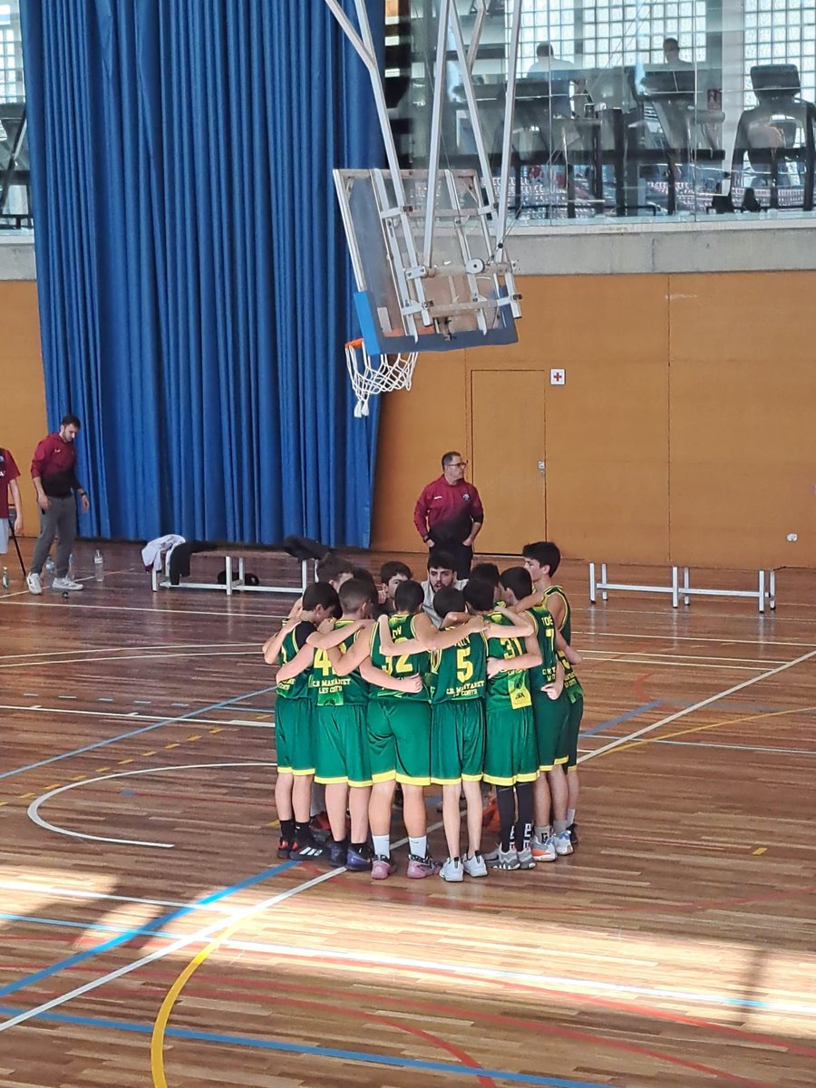 C.B Manyanet Les Corts tweet media