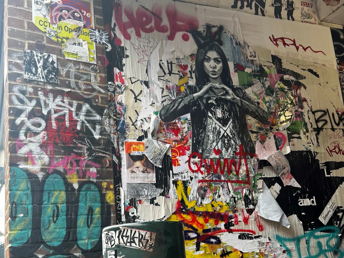 LesClefsdOrIntl's tweet image. Meet Les Clefs d’Or Award Nominee – Great Britain: Sahil Suri
Discover Sahil’s article now on Les Clefs d'Or's website under the travel section.
#LesClefsdOrAward #uichistanbul2023 #yourkeytoeverything #lesclefsdor #concierge #inservicethroughfrienship