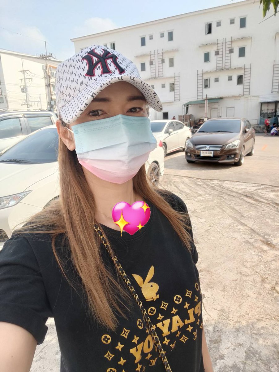 Prcn2489's tweet photo. #หมอนวดวันดี🙎#รับนวดทุกวันค่ะปวดหลังกันมั้ยค่ะนวดพิกัด📌ปากร่วม-บ่อวิน#หัวใจพี่อยู่ข้างซ้ายแต่ทำไมอยากย้ายไปอยู่ข้างน้องหล่ะ😝 https://t.co/Kz75bDsHUE