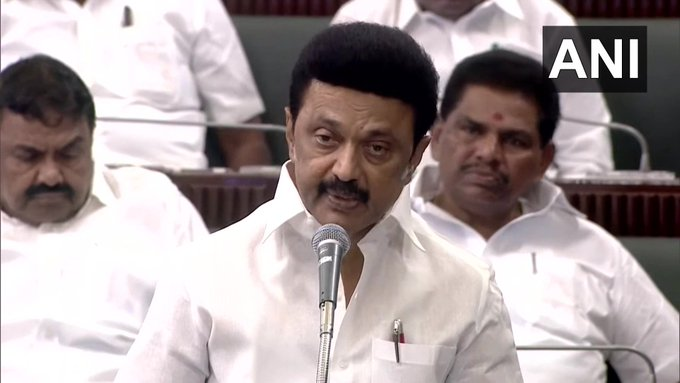 ANI's tweet photo. Tamil Nadu Chief Minister MK Stalin writes a letter to Prime Minister Modi urging him to consider the demand of civil service aspirants to grant an extra attempt with age relaxation to all aspirants who exhausted their last attempts due to the Covid pandemic.

(File Pics) https://t.co/ku597lJDBw