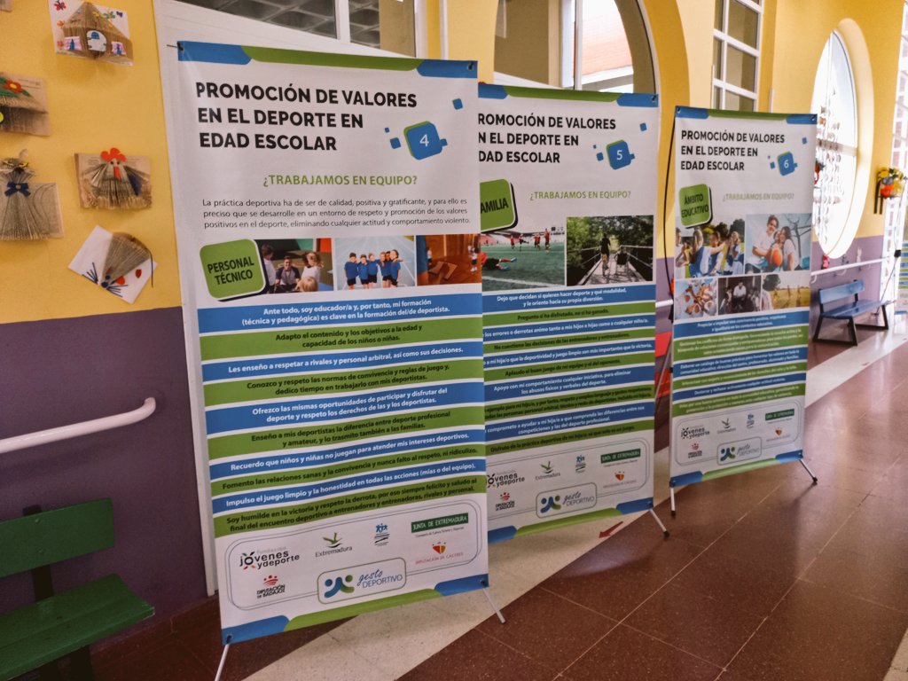 rubentanco43's tweet photo. Programa de Valires del Deporte en Zafra " CEE ANTONIO TOMILLO" 

A disfrutar del día @DepExtremadura @FJyD 

@_FundacionCB #FundacionCBIntegraTeam https://t.co/79lhuxbGkV