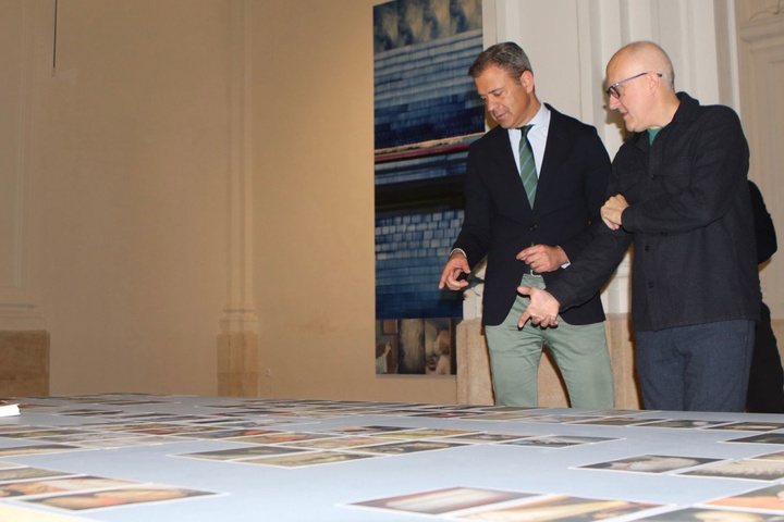 La Sala Verónicas acoge la primera muestra monográfica del artista Juan Uslé en la Región.

Noticia: carm.es/web/pagina?IDC…