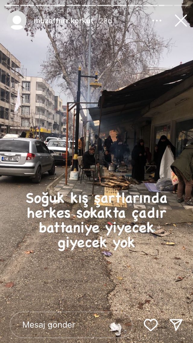 rabialtunkan's tweet photo. Buradan sesimi duyurmaktan başka birsey yapamıyorum,saçmalığa bakın belki sosyal medya da duyulur diye! Nerde bu ülke!Bizim gibi ailesi arkadası çevresi olan binlerce kişi var,devlet büyükleri plan yapmalı artık herkes ölüyor!30 saat oldu arkadaşım ailesi ile göçük altında.HATAY https://t.co/faZwnCuOsO