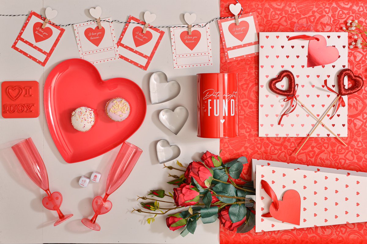 Love is in the air at Country Baskets 💓

We've got all your Valentine's needs - from stamps that
print 'I love you' in toast to dice that decide your date..
Have some fun this Valentines and think outside of the
box when it comes to your gifts ❣️