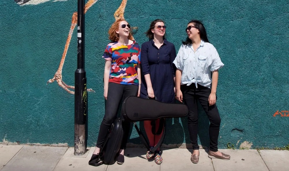 CorkOrchSoc's tweet photo. This Thursday in Cork School of Music, Jacquin Trio - Jessie Grimes (clarinet &amp; bass clarinet), Kay Stephen (viola &amp; violin) &amp; Charis Hanning (piano) - will perform Brahms' Clarinet Trio in A minor, plus arrangements of songs by Clara &amp; Robert Schumann 😀
https://t.co/a1UEkSal5y https://t.co/Z969zhCBan