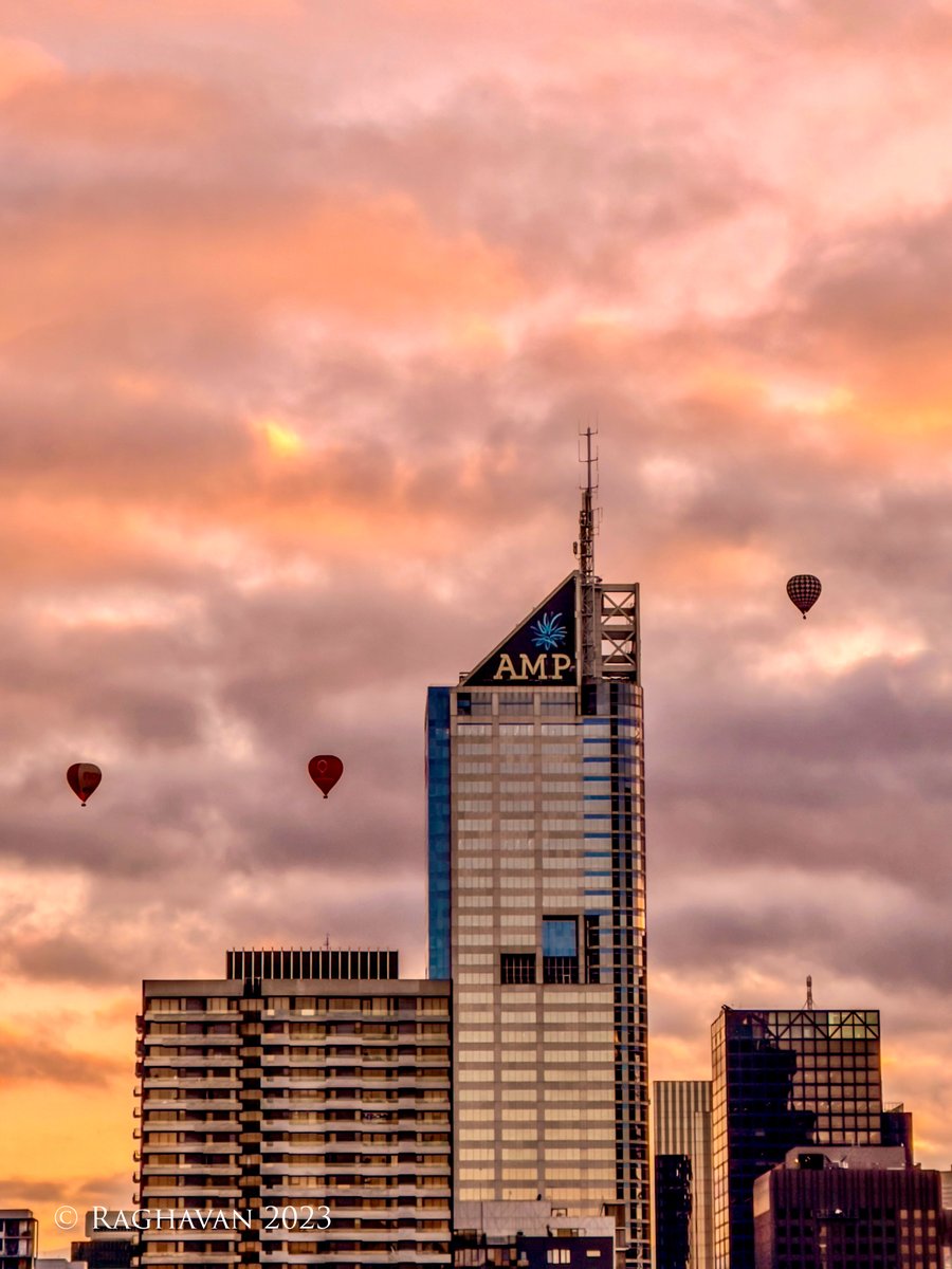 Melbourne Morning Sunrise with looking over @AMP_AU building #shotoniphone #MelbourneMornings