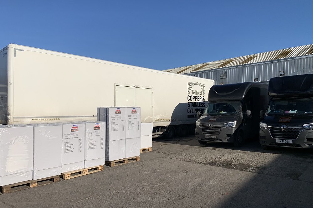 Trucks and cylinders ready for dispatch
 #Telford #Cylinders #HotWater #ThinkCylindersFitTelford