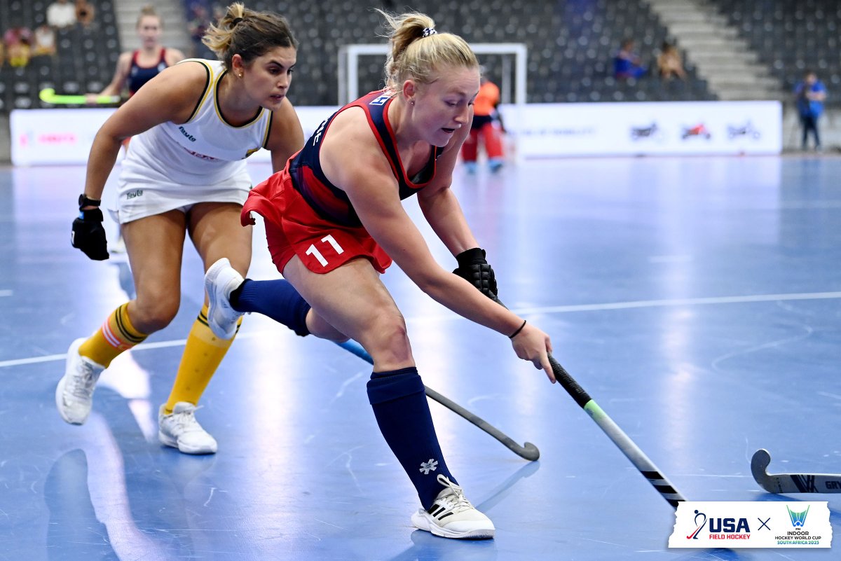 USAFieldHockey's tweet photo. No. 12 Indoor USWNT faced hosts No. 14 @SA_Hockey in their third pool game of the 2023 FIH Indoor Hockey World Cup. USA took a 2-0 lead early in the third but South Africa responded by producing two within a minute as the game finished in a 2-2 tie. 🇺🇸

https://t.co/gXY5gCoaWu https://t.co/MpDRLp2UFe
