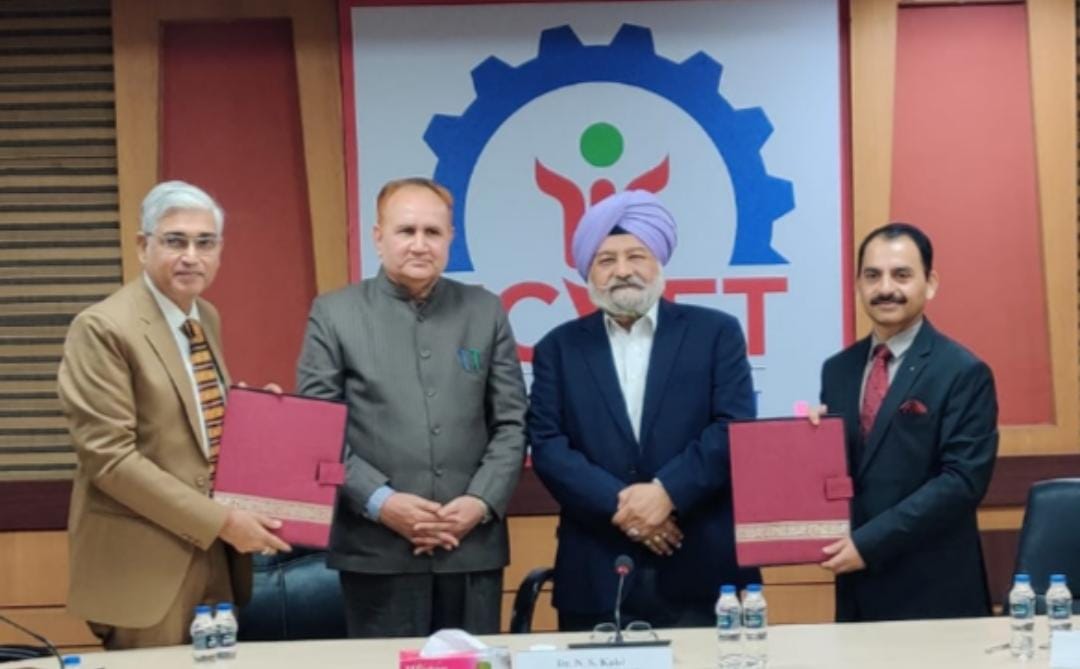 Signing of MoU between <a href="/OfficialIGNOU/">IGNOU</a> and <a href="/NCVETIndia/">NCVET India</a> in the presence of <a href="/IgnouVc/">VC, IGNOU</a> Prof. Nageshwar Rao and Dr. <a href="/nskalsi/">Prof (Dr.) Nirmaljeet Kalsi</a> , Chairperson, NCVET

<a href="/EduMinOfIndia/">Ministry of Education</a> <a href="/MSDESkillIndia/">Skill India</a>