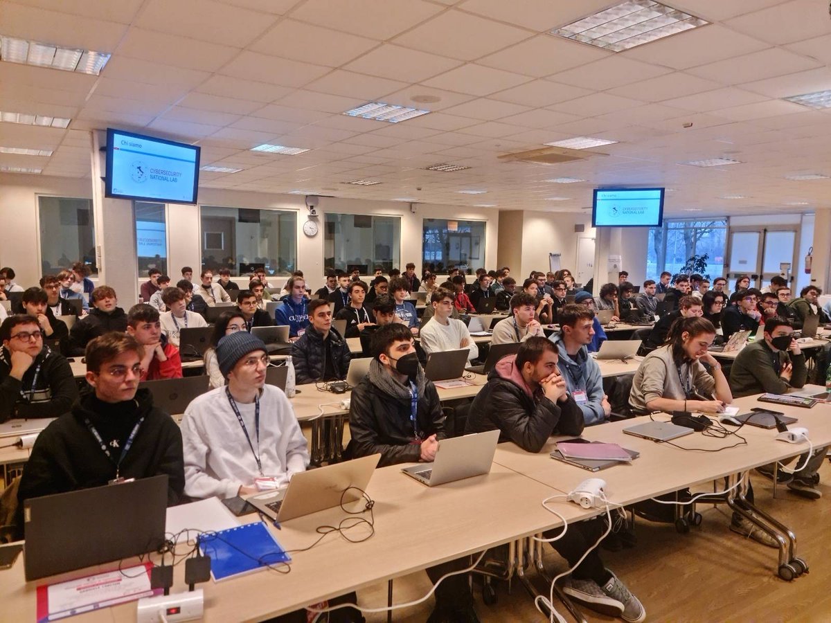 Radio3 Scienza (@radio3scienza) on Twitter photo Oggi è il #SaferInternetDay2023: andiamo a trovare ragazzi e ragazze che imparano di sicurezza informatica con <a href="/OliCyberIT/">Olimpiadi Italiane di CyberSicurezza</a> <a href="/csirt_it/">CSIRT Italia</a>. Gare, training camp, progetti di formazione insegnanti
11.30 in onda Oggi è il #SaferInternetDay2023: andiamo a trovare ragazzi e ragazze che imparano di sicurezza informatica con <a href="/OliCyberIT/">Olimpiadi Italiane di CyberSicurezza</a> <a href="/csirt_it/">CSIRT Italia</a>. Gare, training camp, progetti di formazione insegnanti
11.30 in onda