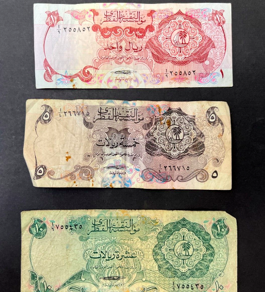 CromwellCoins's tweet image. Check this out live on our auction now! ending 12/02/23.
Qatar banknotes including RARE 1973 10 Riyals LOT1202-301 #collectablebanknotes #numismatics #rarenotes #papermoney  ebay.co.uk/itm/3347255678…