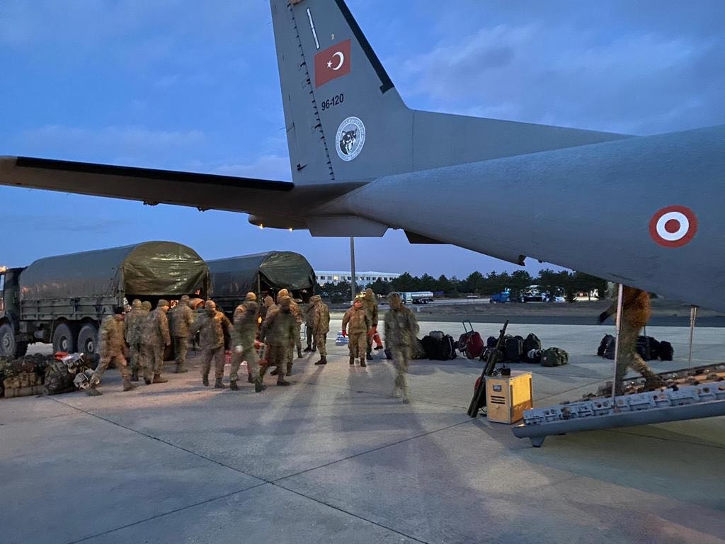 Bölücüler her yerde olduğu gibi sosyalmedya' da da iş başında TSK neden görev yapmıyor diye algı oluşturuyorlar
Tüm yapılan çalışmalari <a href="/tcsavunma/">T.C. Millî Savunma Bakanlığı</a> hesabından takip edebilirsiniz.