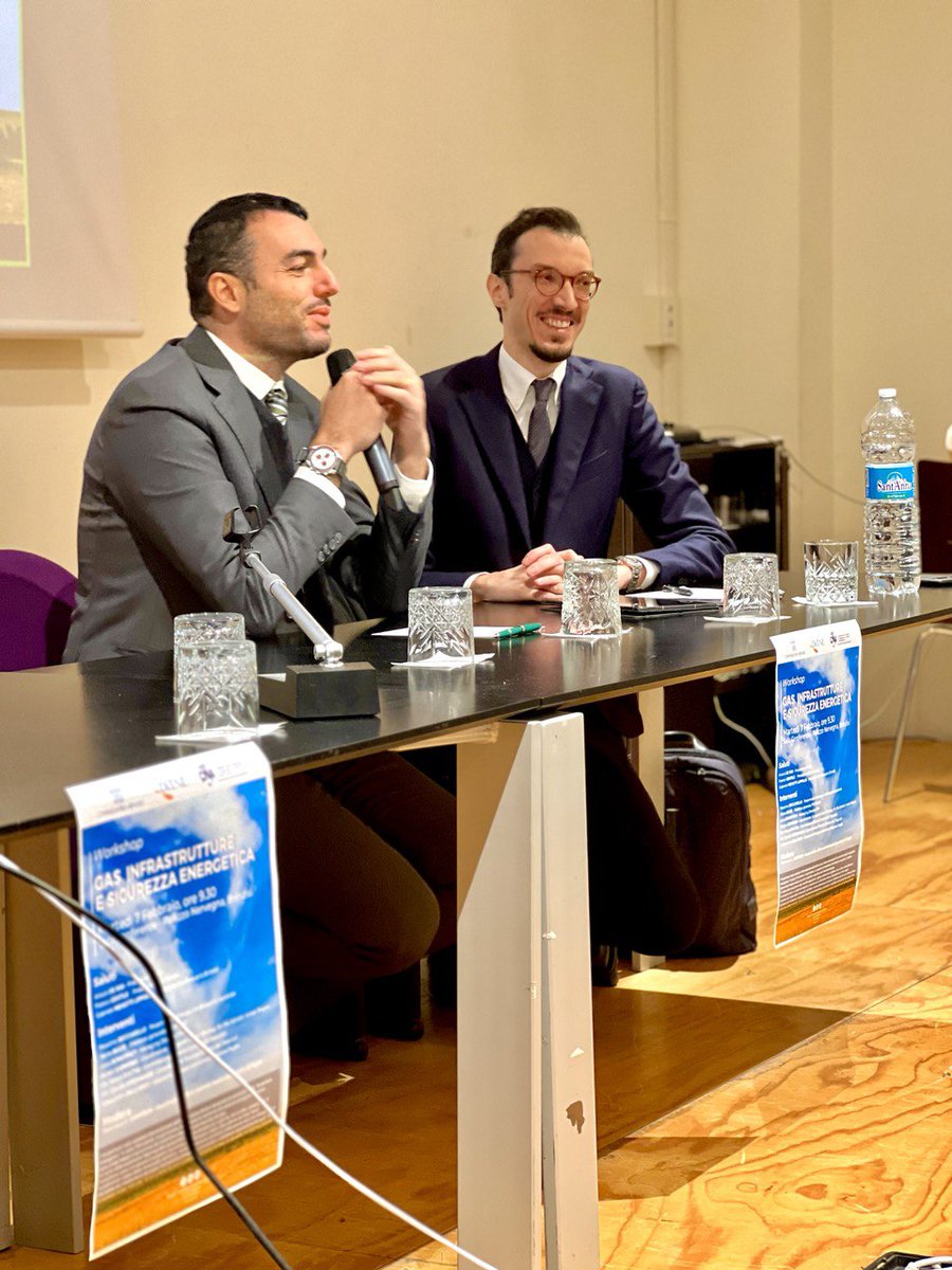 DiTNE_Energia's tweet photo. 💬 Lo sguardo della @RegionePuglia sulla questione energetica attraverso le parole @ADelliNoci, Assessore Sviluppo Economico.
#ditne #workshop #gas #tap #energy https://t.co/Ltw3G9gl43