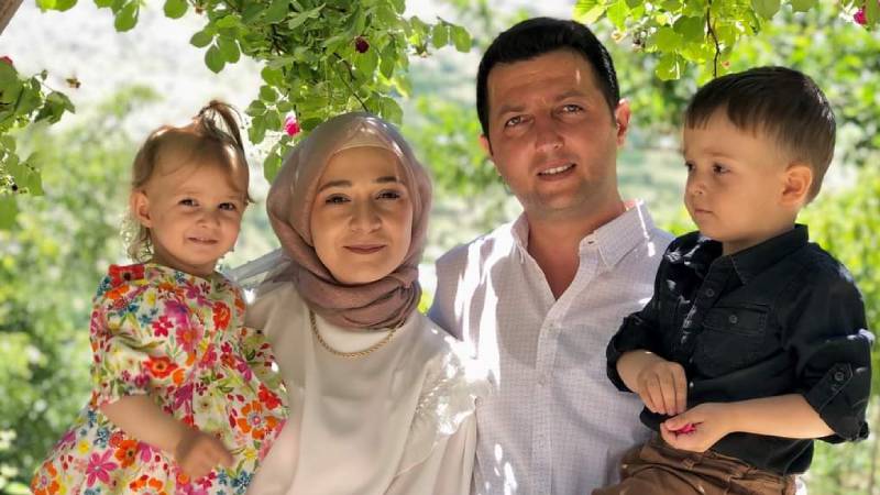 Hatay'da enkazda kalan Uğur öğretmen ile 2 çocuğu öldü, eşi Melike Yılmaz yaralı kurtarıldı...