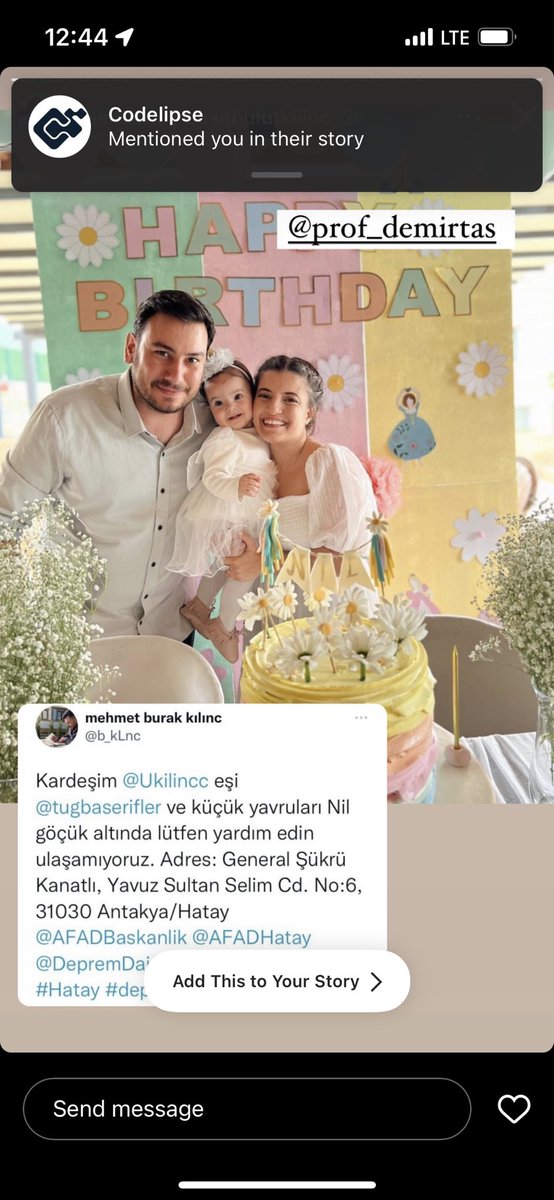 Güzel aile hadi yaşasınlar sarılalım hadi kurban olayım:
Ben bu aile ile tanışmak istiyorum. Lütfen kurban olayım adrese koşun 😥😔😥