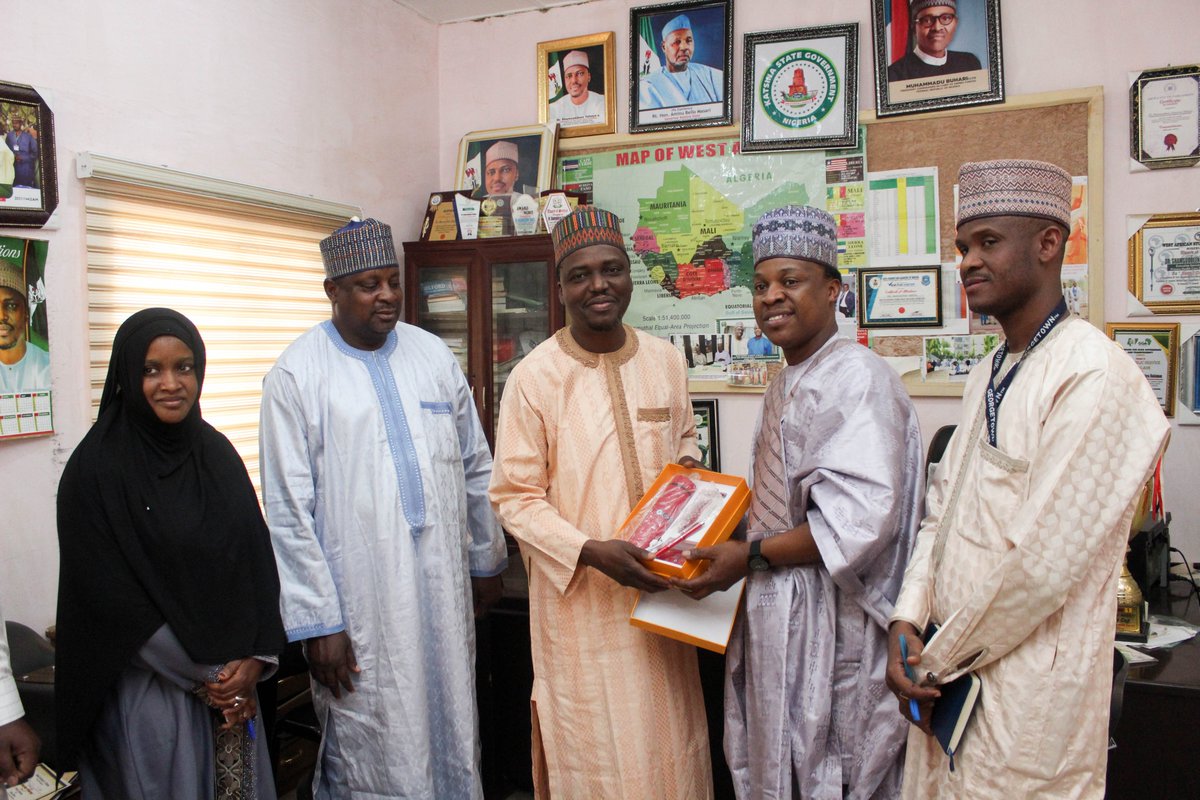 GGHNigeria's tweet photo. Our CEO, @bolagobir, recently visited the Executive Secretary of Katsina State Primary Health Care Agency, Dr. Shamsudeen Yahaya, to secure continued support for the sustenance of the gains made by the @gatesfoundation through @SCIDaR_ funded Polio special intervention project. https://t.co/1bAiPNxBha