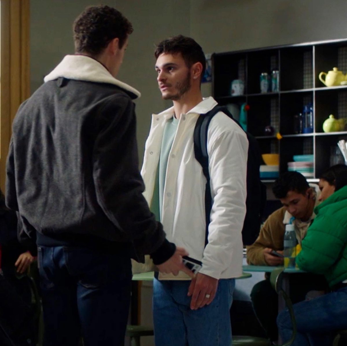DNA_TF1's tweet photo. #SCOOP 
Rayane perd son sang froid face à Nathan ! 😱⚡️🥊 #Jayane

https://t.co/2VCUaq3IAB https://t.co/QXCGuEuWOe