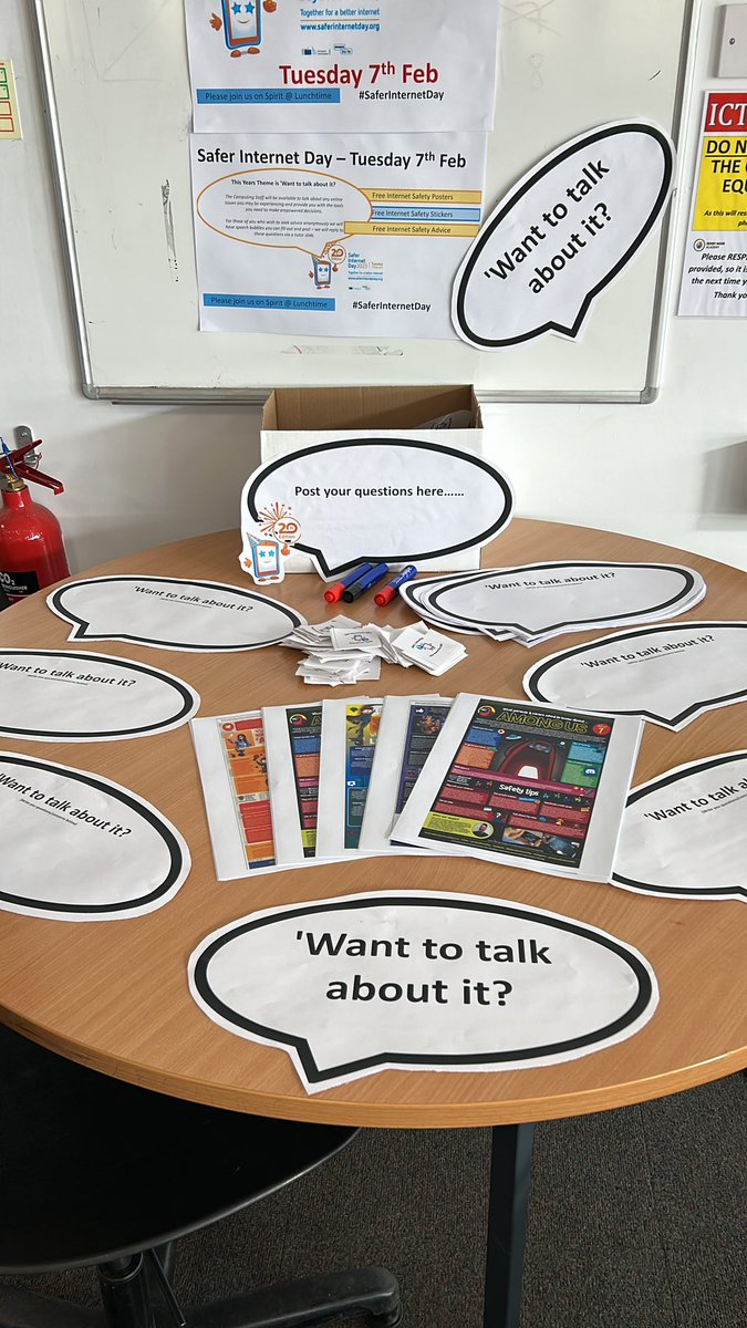 DM_Computing's tweet image. Ready for students to address any concerns online and for those who wish to do so anonymously. Supporting our students to become confident digital citizens #SaferInternetDay2023 @DerbyMoor
