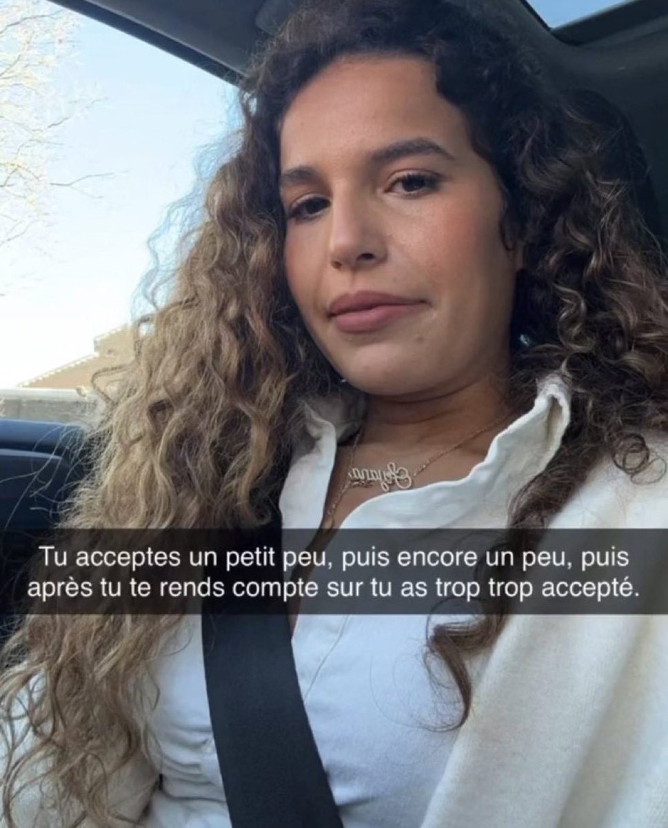 sylcine_'s tweet photo. Ma carte après 3 resto https://t.co/N0Ww4u4foi