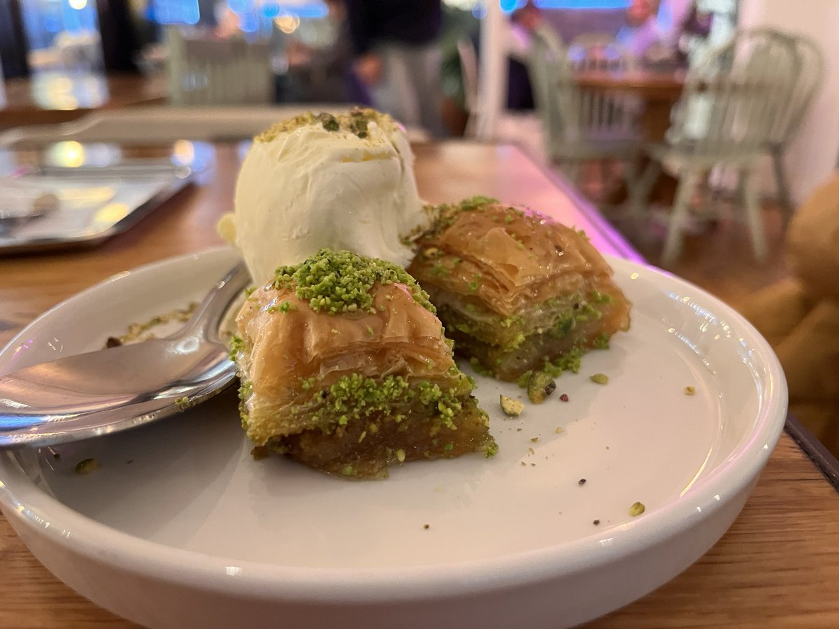 RunningChester's tweet photo. Love at first bite โค๏ธ
The Taste of Chester Food Walking Tour is the perfect Valentines gift and gift vouchers are available online ๐ฉ๐ง๐ฐ๐ท๐ป๐ฅฎ#food #drink foodieexperience #Chester #Chesterfoodtour #giftideas #thingstodoinchester
#thingstodoinliverpool #valantinesday https://t.co/kk7TyQUq3i