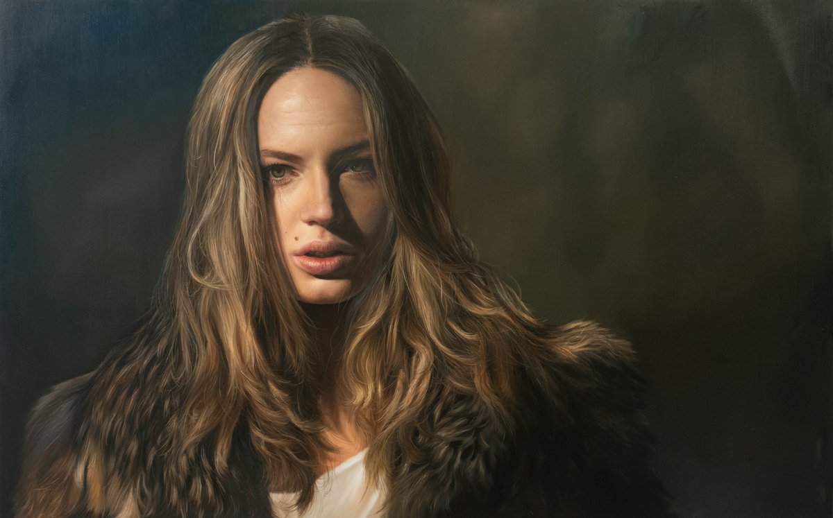 MantzurReuma's tweet photo. Some of the brilliant paintings by the Israeli artist Yigal Ozeri. You can meet him tomorrow at 3pm @NGMA https://t.co/RxyE8RhmPO