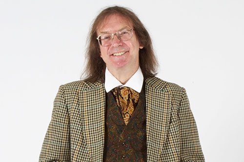 UoBrisHistory's tweet image. We're collecting messages of appreciation for Prof. Ronald Hutton, who has worked at the University of Bristol for 42 years!
Author of more 20+ books, he has mentored generations of students, researchers, and colleagues.
If you're among them, click here!
forms.office.com/e/TiqQHbsbwj