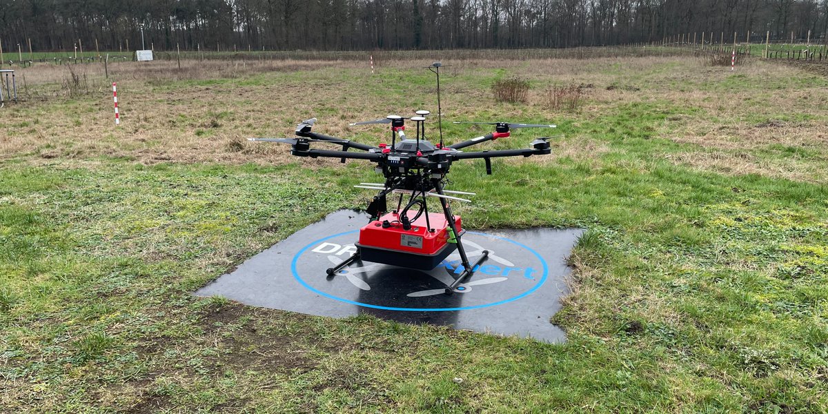 Project CSI-drone: verborgen crime scenes ontdekken met behulp van een drone voorzien van speciale camera- en sensortechnologie. Een techniek die ervoor kan zorgen dat forensisch onderzoekers sneller, efficiënter en effectiever kunnen werken. Lees meer: bit.ly/3REsizp