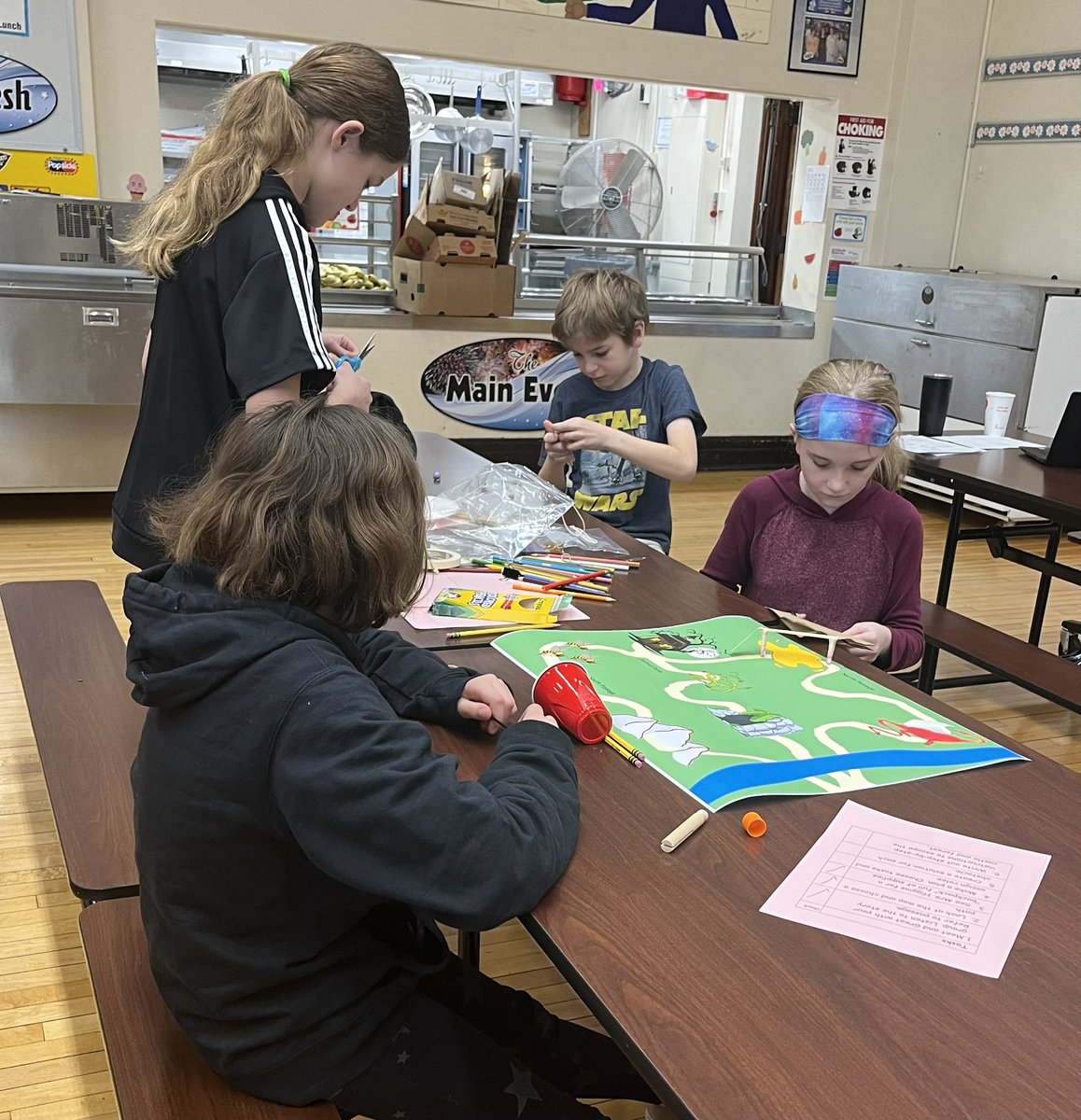 HigginsTeach's tweet photo. SPARK teams working to escape Fairytale Forest! @EASchool https://t.co/m9AoeKnaXp