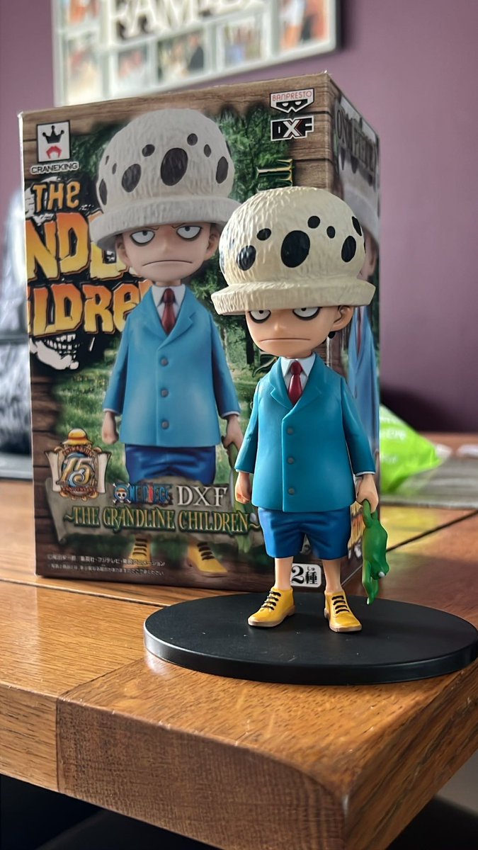 Newest pickup!!!! First grand line children piece and I am loving the quality!! 😁 #ONEPIECE #onepiecelaw #trafalgarlaw #anime #toy #figure